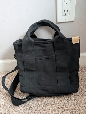 Small Cotton/Canvas Pouch With Zipper Closure